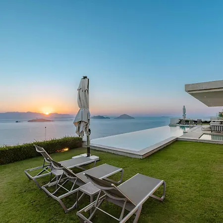 别墅 View Infinity Pool Sunset Over Greek Islands Private Concierge Breakfast Up To 10 Guests 博德鲁姆