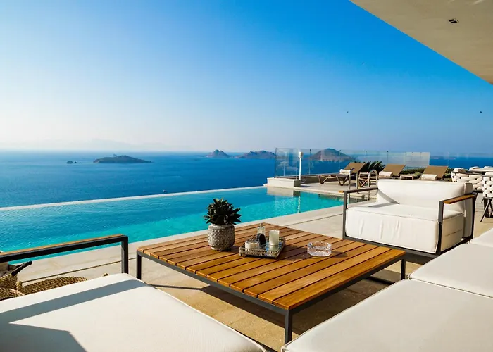 View Infinity Pool Sunset Over Greek Islands Private Concierge Breakfast Up To 10 Guests 别墅 *