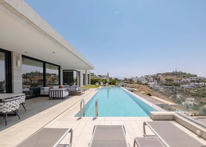 View Infinity Pool Sunset Over Greek Islands Private Concierge Breakfast Up To 10 Guests 别墅 *